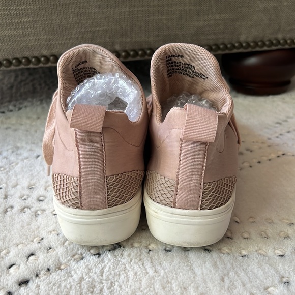 Steve Madden Lancer Sneakers - Picture 4 of 14